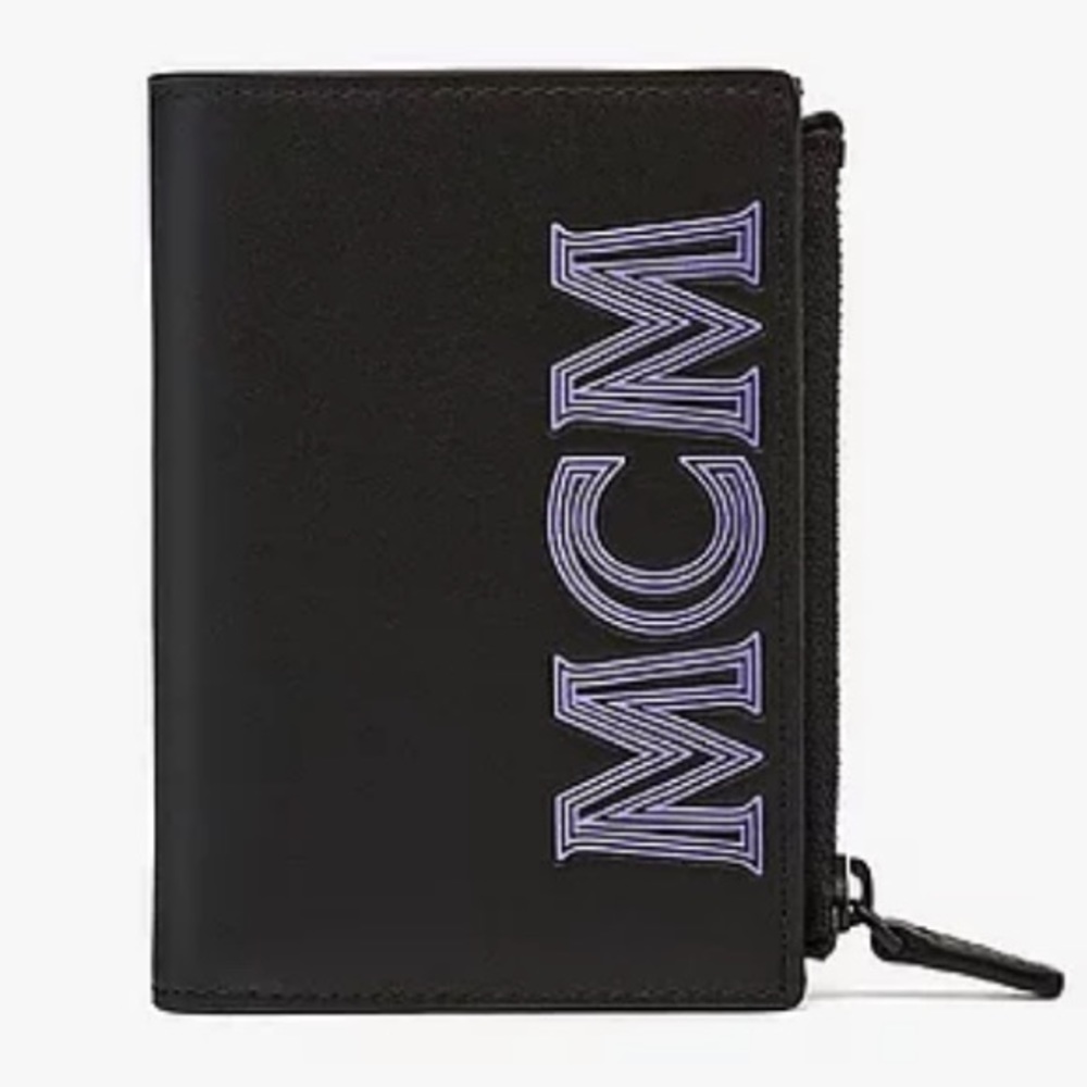 Bifold Snap Wallet in MCM Leather